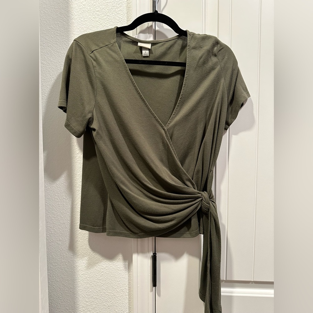 Tie wrap top